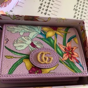 BDAY day sale: NWB Gucci “Limited Ed.” Flora Canvas/Lthr Trim Wallet
